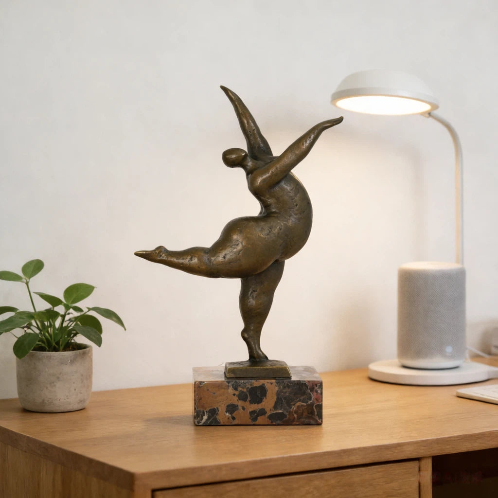 Handcrafted Abstract Plump Dancer Brass Sculpture-Expressive Vitality Art Decor|TPE-736