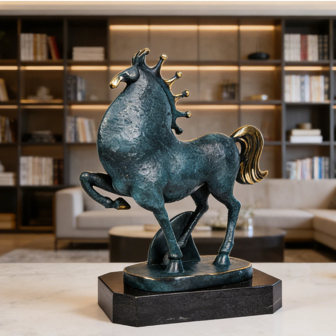 The Success Crown Horse is a powerful talisman crafted for the ambitious. In a dynamic pose with raised hooves, the horse symbolizes unstoppable momentum, strength, and the relentless drive towards victory. Adorned with a prominent golden crown, it directly links this energy to the pinnacle of achievement, leadership, and earned honor. 