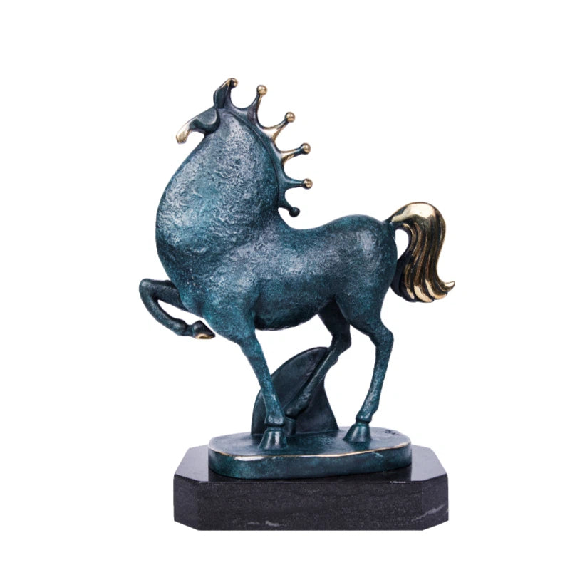 The Success Crown Horse is a powerful talisman crafted for the ambitious. In a dynamic pose with raised hooves, the horse symbolizes unstoppable momentum, strength, and the relentless drive towards victory. Adorned with a prominent golden crown, it directly links this energy to the pinnacle of achievement, leadership, and earned honor. 